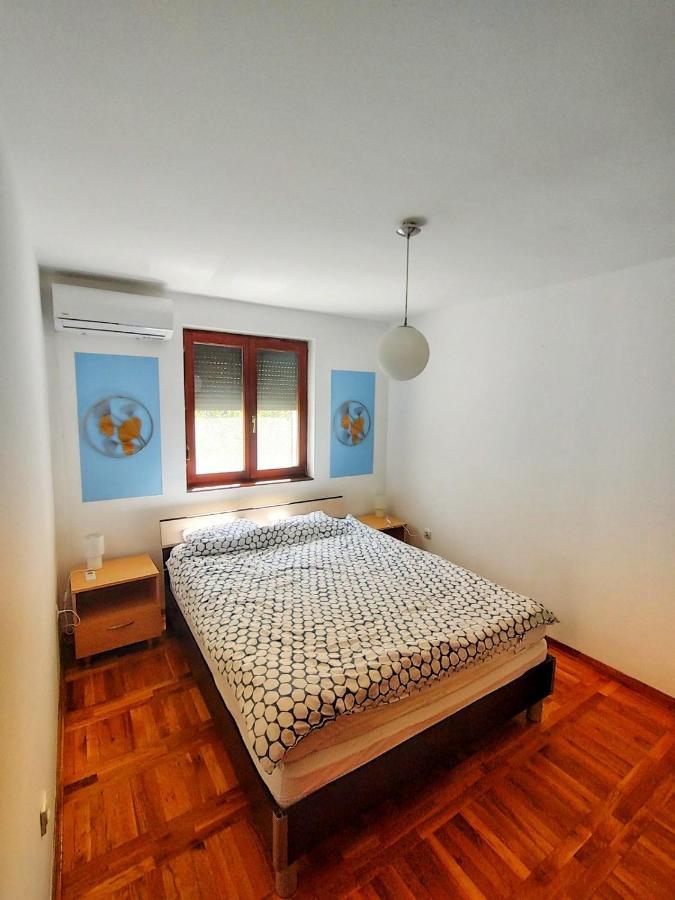Plavi Apartman Airport Белград Экстерьер фото