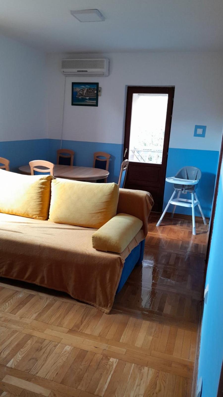 Plavi Apartman Airport Белград Экстерьер фото